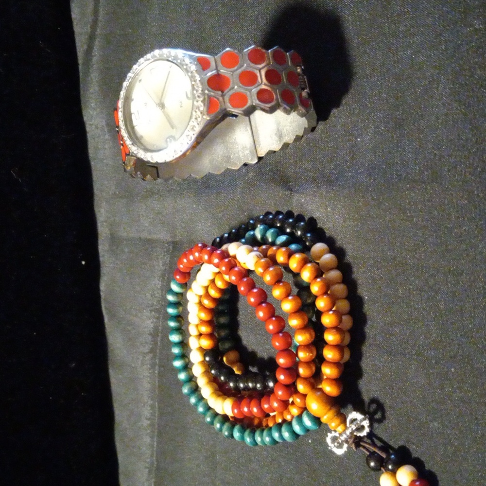 Geneva Red and Silver Watch and wrap bracelet - Picture 3 of 4
